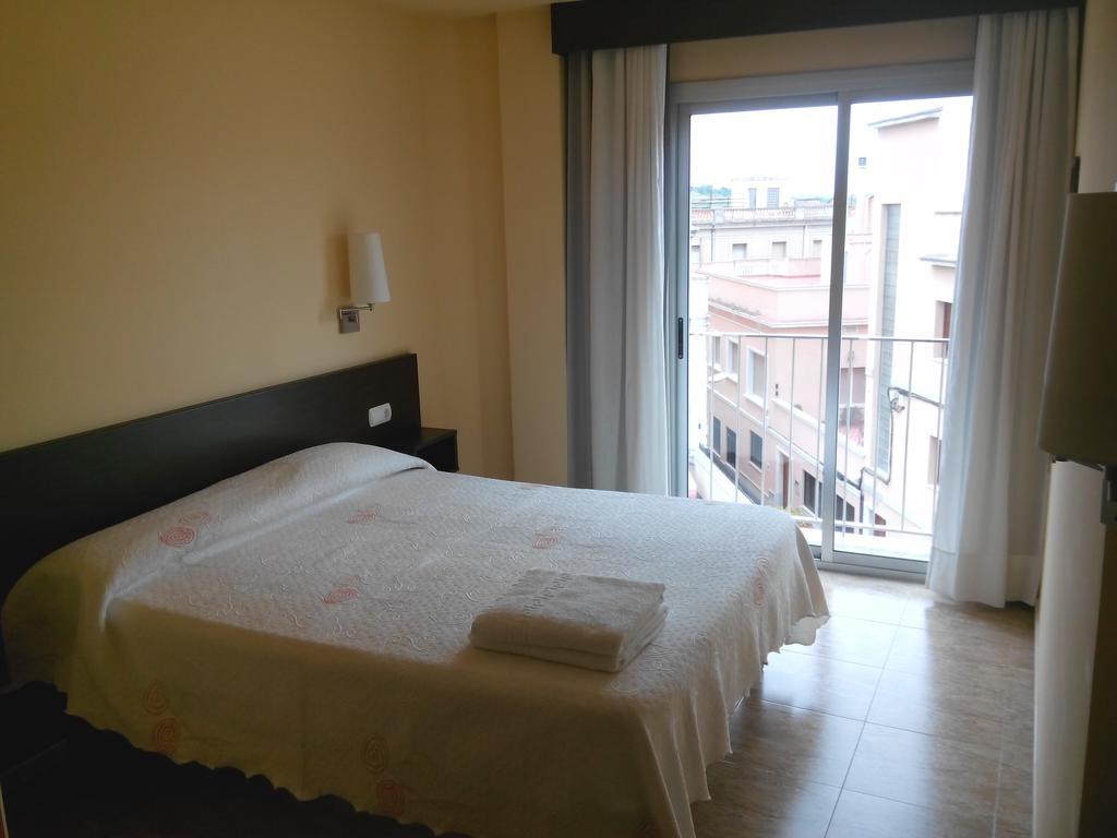Hostal Sant Sadurní Sant Sadurni d'Anoia Quarto foto